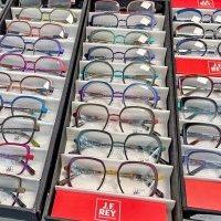 Collection J.F. REY, lunettes pour femme, chez OPTO Design à Nantes